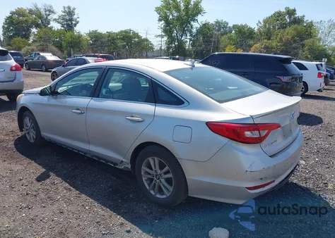 2015 Hyundai Sonata Se из США, поврежденный, VIN 5NPE24AF4FH003389